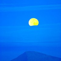 Moon rising over Meall a' Mhaoil, Isle of Skye