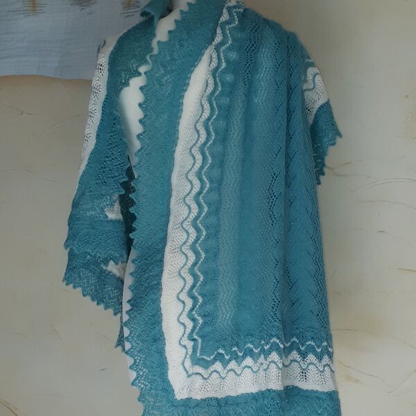 Sea shore Shawl