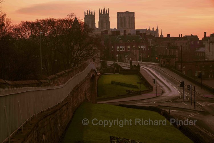 Lendal Bridge and York Minster.