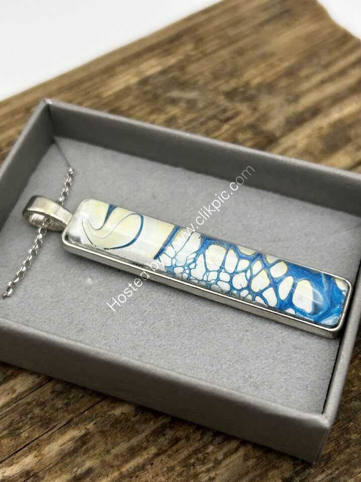 Ivory & Blue side