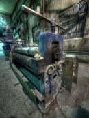 Plate rolling machine
