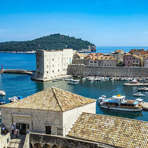 4131-Dubrovnik old city walls old port