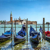 4172-Venice blue gondolas San Giorgio Island