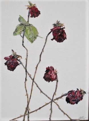 Dried red roses