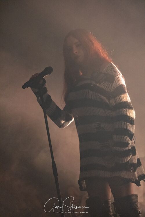 53. Raven Numan - Live Bristol Beacon No3