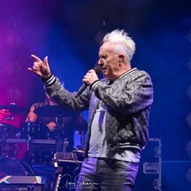 Howard Jones 37
