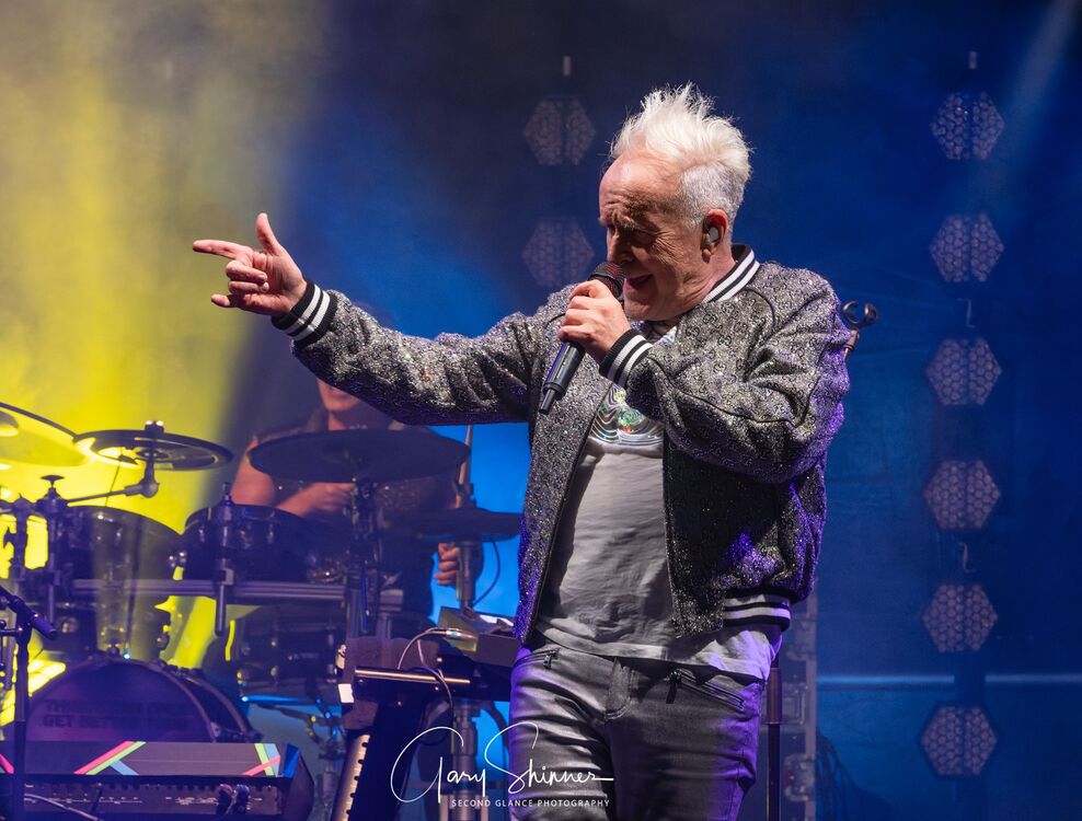 Howard Jones 38
