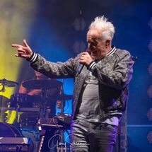 Howard Jones 38