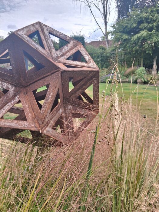 Geodesic sphere