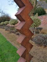 Zig-zag medium