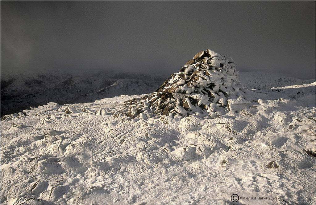 Cairn on Heron Pike