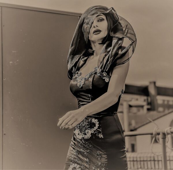 Dee Izmail Couture