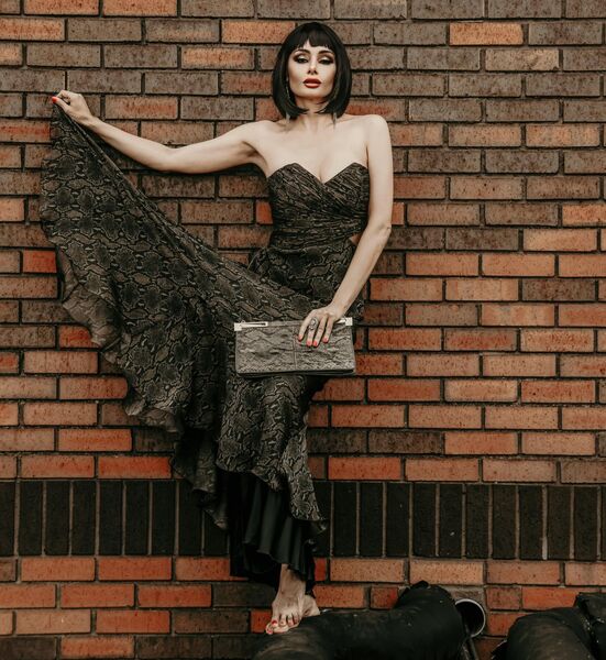 Avenue Rouge Magazine