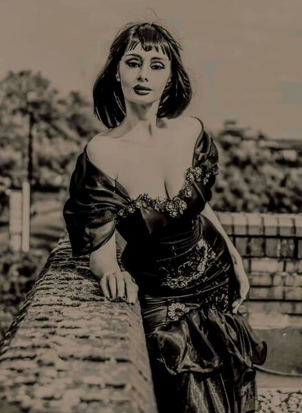 Dee Izmail Couture