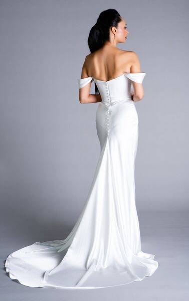 Dando London Bridals