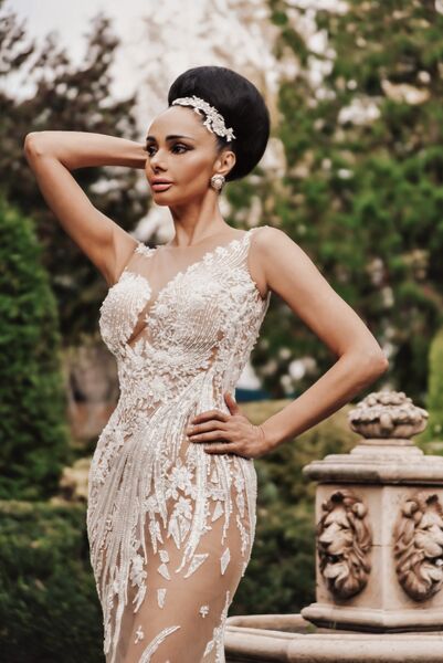 Dando London Bridals