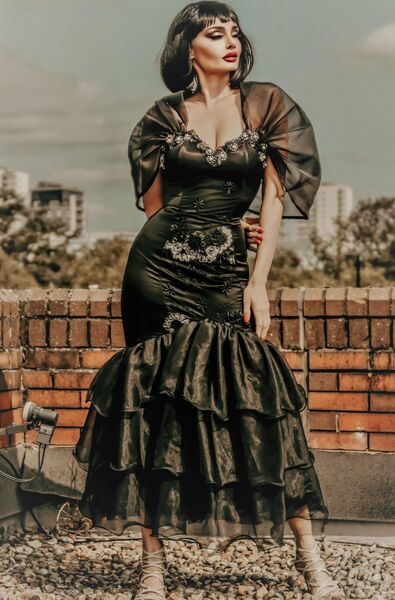 Dee Izmail Couture