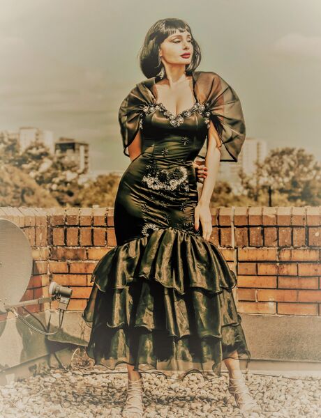 Dee Izmail Couture
