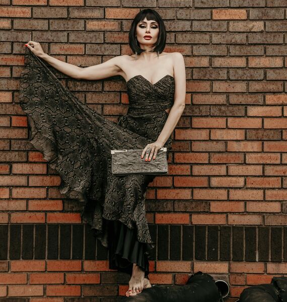 Avenue Rouge Magazine