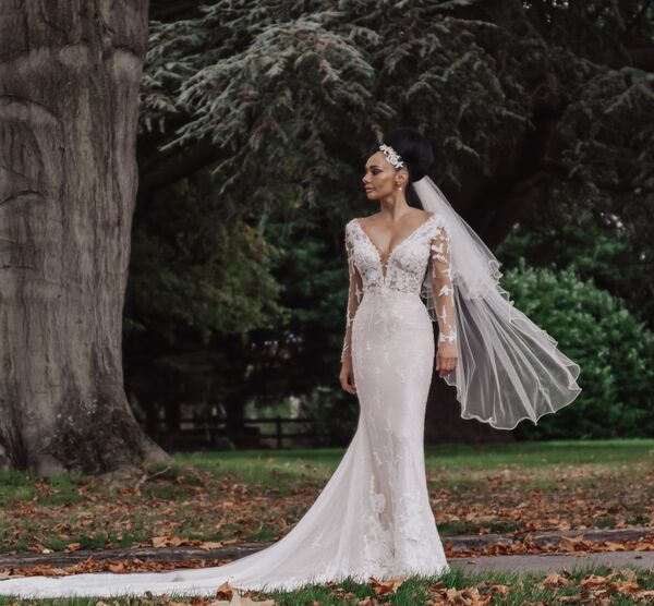 Dando London Bridals