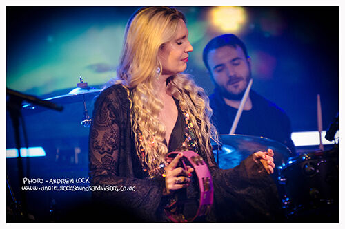 MOSTLY AUTUMN - THE ROBIN 2, BILSTON 22/12/24