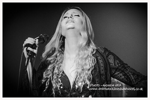 MOSTLY AUTUMN - THE ROBIN 2, BILSTON 22/12/24