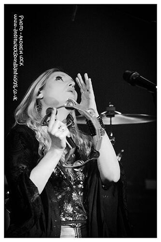 MOSTLY AUTUMN - THE ROBIN 2, BILSTON 22/12/24