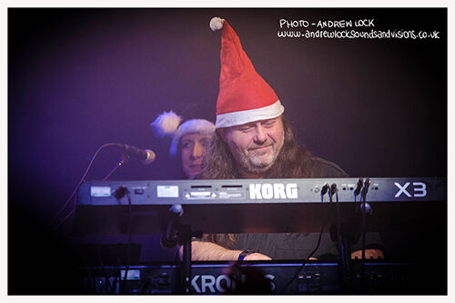 MOSTLY AUTUMN - THE ROBIN 2, BILSTON 22/12/24