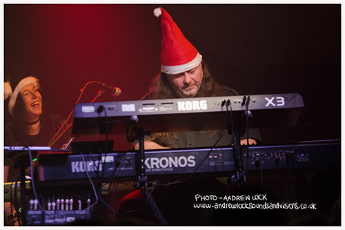 MOSTLY AUTUMN - THE ROBIN 2, BILSTON 22/12/24