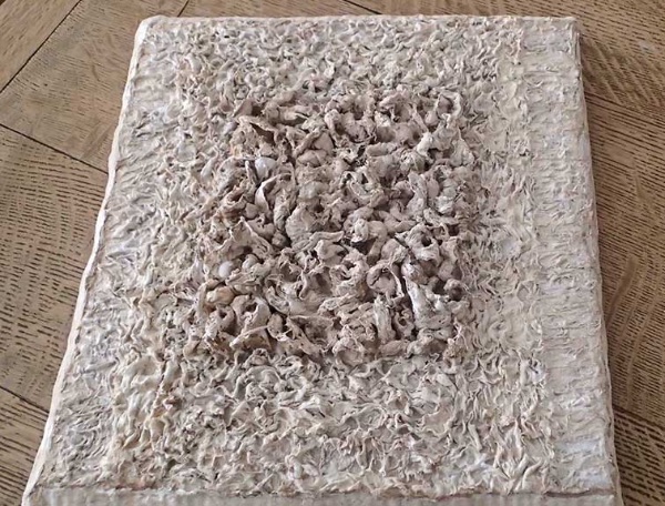 Intertwined shapes fibre art by Tadek Beutlich