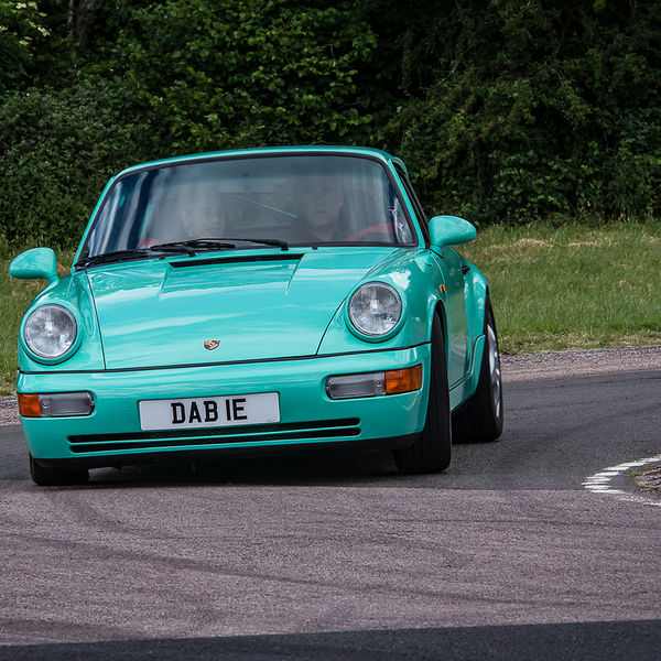 Porsche Club GB, R13, Track Day 2019, Curborough, #45 mint green porsche 911 at speed on curborough sprint track