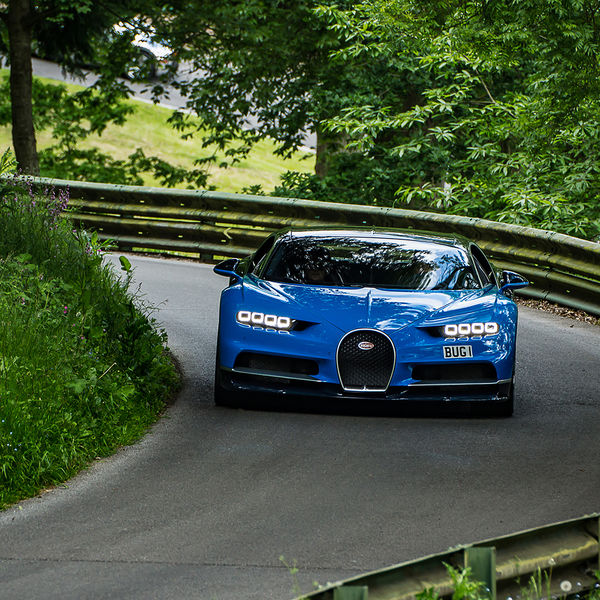 La Vie en Bleu 2019, Prescott Speed Hill Climb, #20 bugatti chiron on parade run up prescott hill at the la vie en bleu event 2019