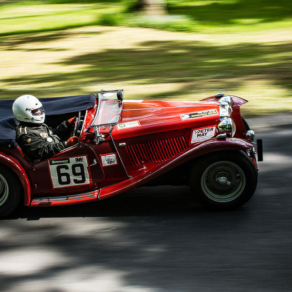 La Vie en Bleu 2019, Prescott Speed Hill Climb, #30 classic red mg roadster racing car speeding up the hill at prescotts la vie en bleu event 2019