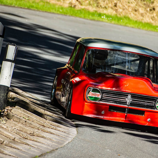 Porsche at Prescott 2019, #28 red mini clubman at speed during the porsche at prescott hill climb event