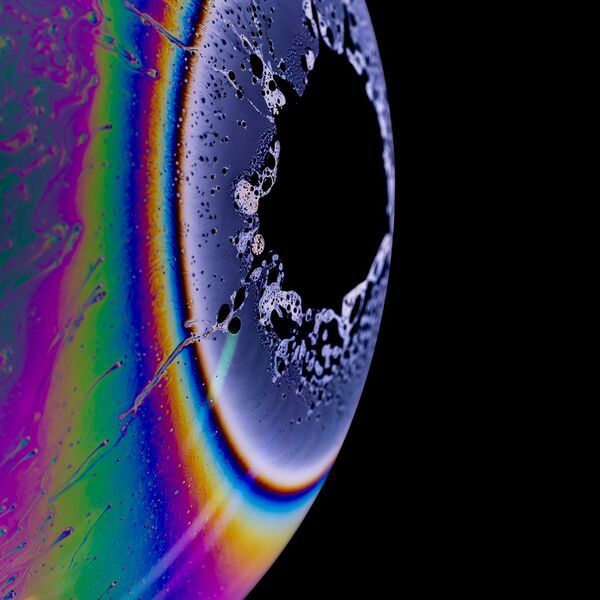 steve-shelley-ssshoot-covid-lockdown-065 macro soap bubble eye photography with vivid swirling colours