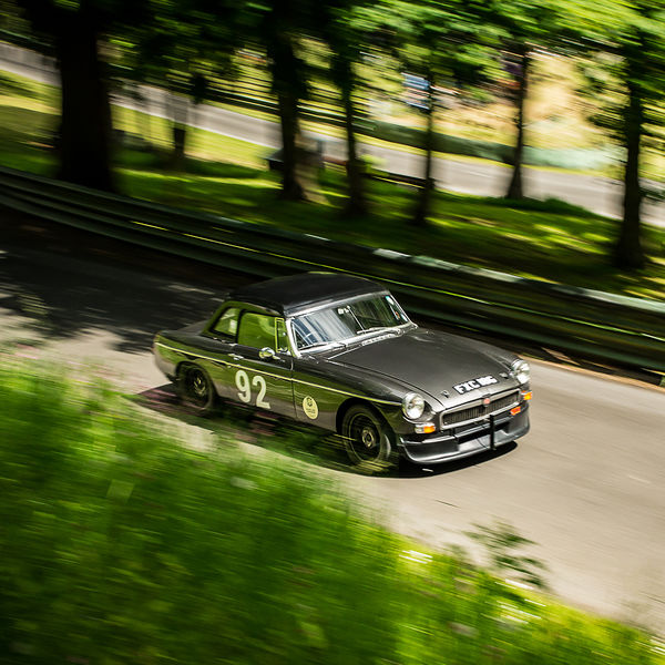 La Vie en Bleu 2019, Prescott Speed Hill Climb, #33 grey mg roadster taking on the famous prescott speed hill climb course