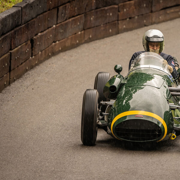 ssshoot-shelsley-walsh-VSCC-04072021-14 green open top vintage racing car at the shelsley walsh VSCC event