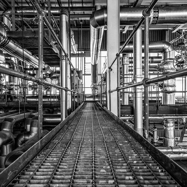 steve-shelley-ssshoot-covid-lockdown-025 factory boiler room pipework during urban exploration