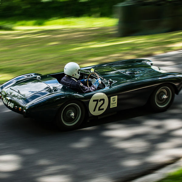 La Vie en Bleu 2019, Prescott Speed Hill Climb, #31 greed vintage touring car taking on the famous prescott hill climb course