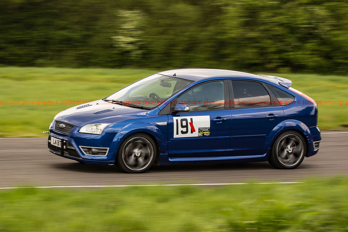 blue ford focus st at curborough sprint track