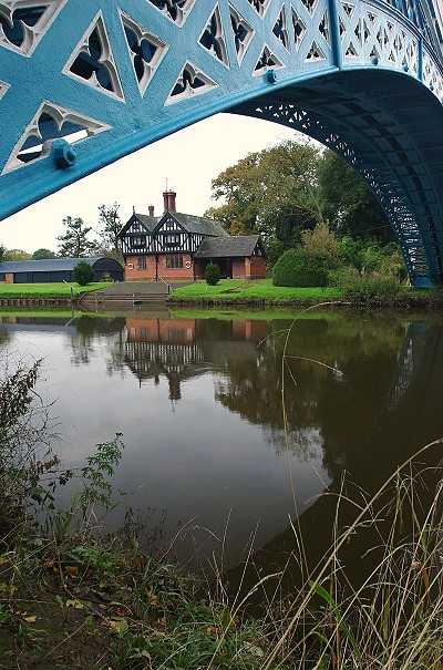 Cast Iron Bridge, Aldford