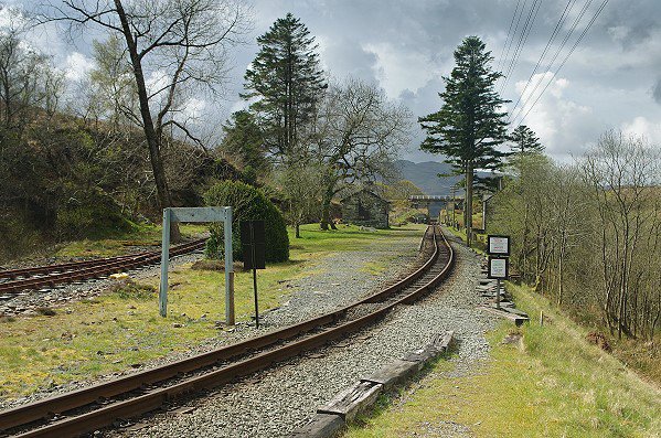 Dduallt 'Station'