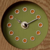 Ref. G/O - green face, orange dots