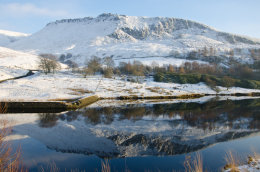 Dovestone Reservoir, Saddleworth, Yorkshire, UK 2