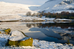 Dovestone Reservoir, Saddleworth, Yorkshire, UK 7
