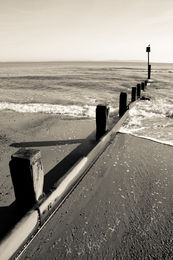 Sea Groyne, Mudeford - monochrome