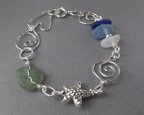 BS24 SOLD A similar bracelet can be made to order, please contact me with your requirements