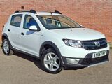 2015 65 Dacia Sandero Stepway 0.9 Laureate. £2695