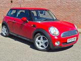 2009 59 Mini Cooper 1.6 Chili Pack Manual. £1995
