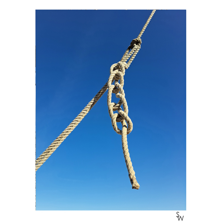 NAUTICAL KNOT